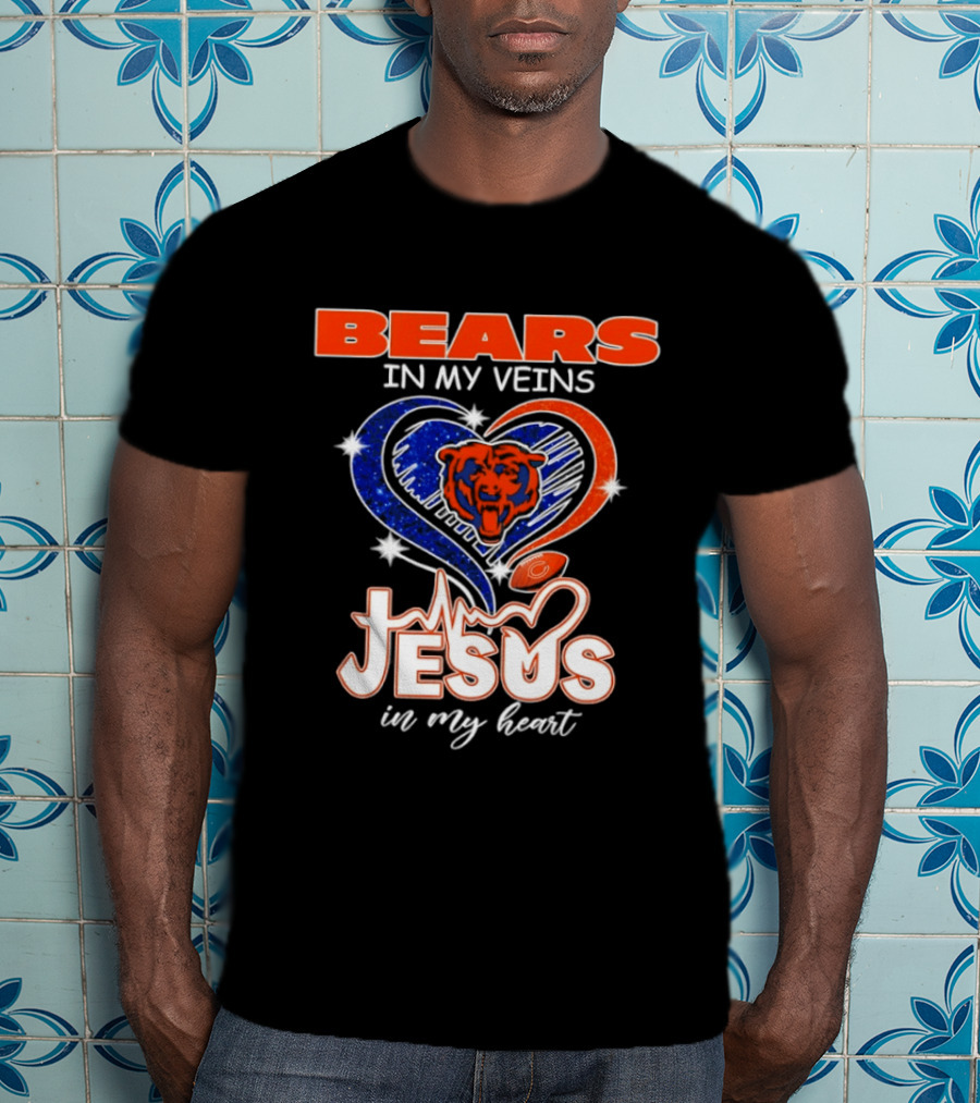 Bears In My Veins Heartbeat Jesus In My Heart T-Shirt