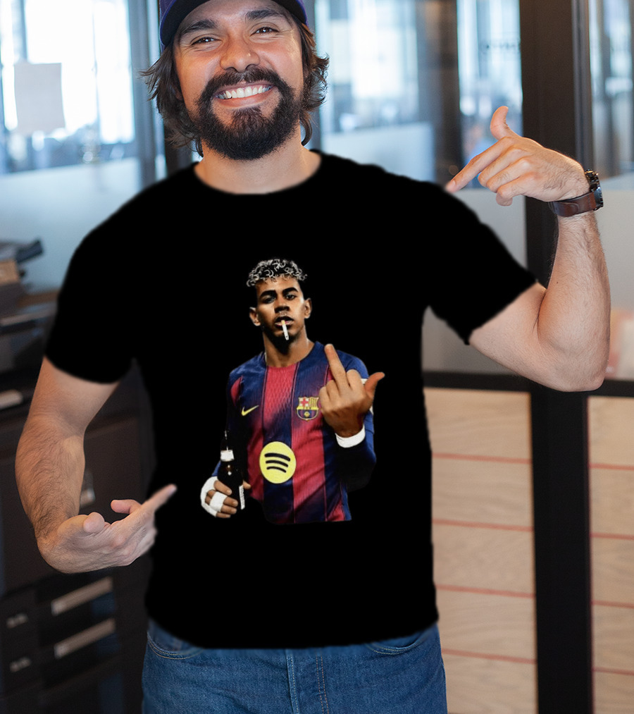 Lamine Yamal FC Barcelona Meme Middle Finger Gesture With Beer And Cigarette T-Shirt