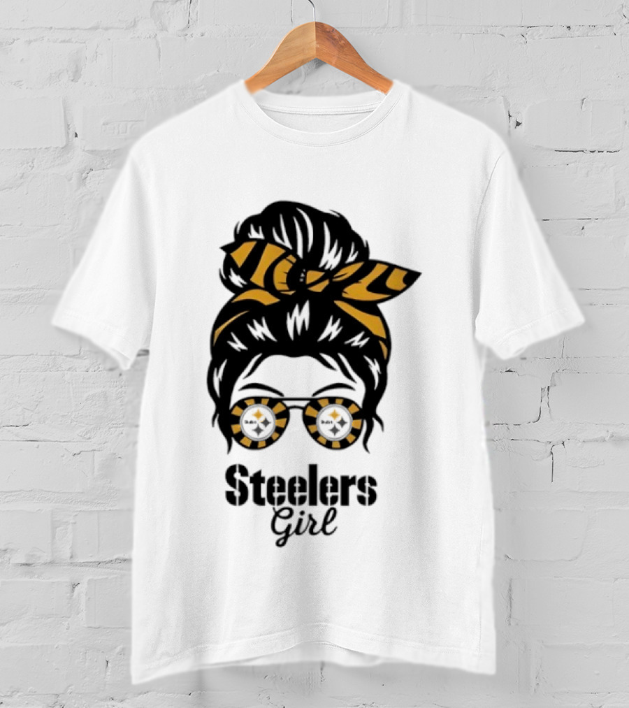 Pittsburgh Steelers Girl Messy Bun Glasses Black Gold Fan T-Shirt
