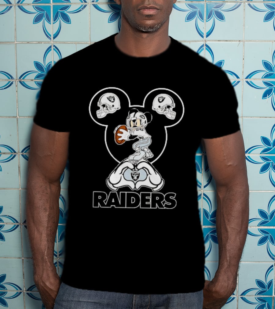 Las Vegas Raiders Mickey Mouse Football Heart Hands Helmet T-Shirt