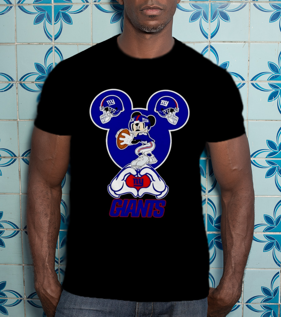 New York Giants Mickey Mouse Heart Hands NFL Team Fan Gear T-Shirt