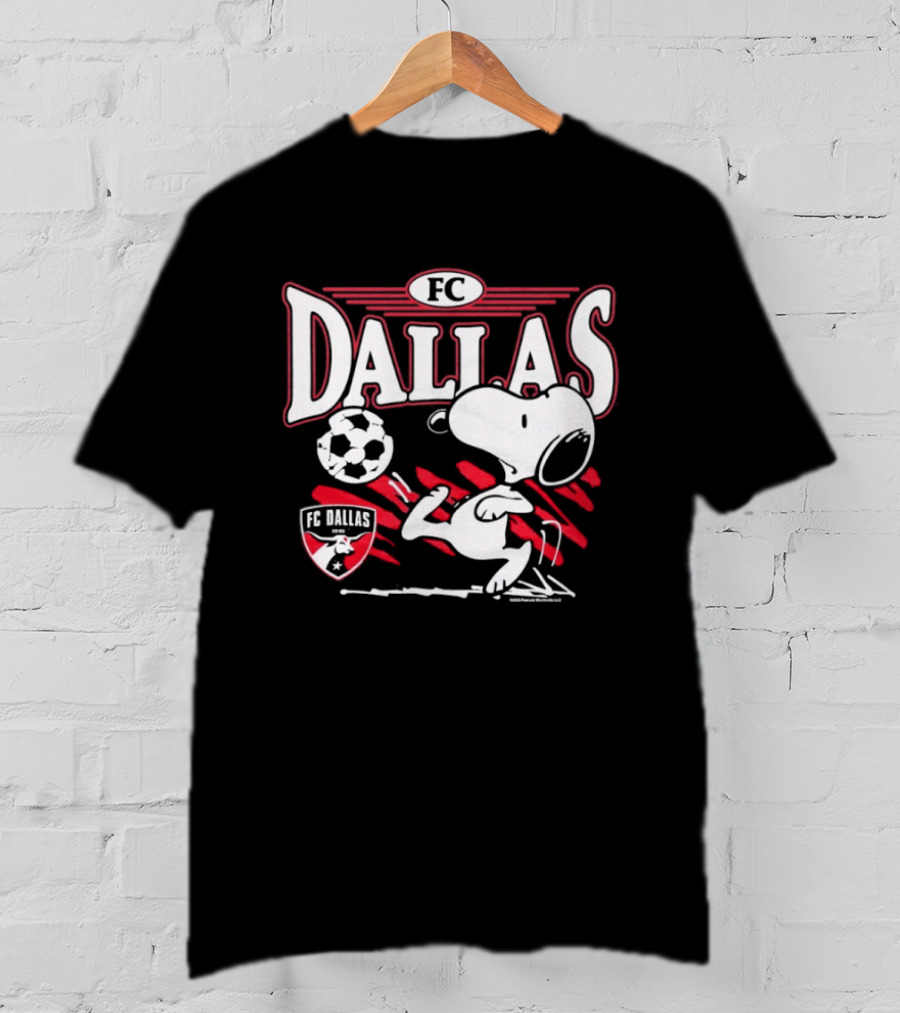 Peanuts Snoopy FC Dallas Soccer Collaboration T-Shirt