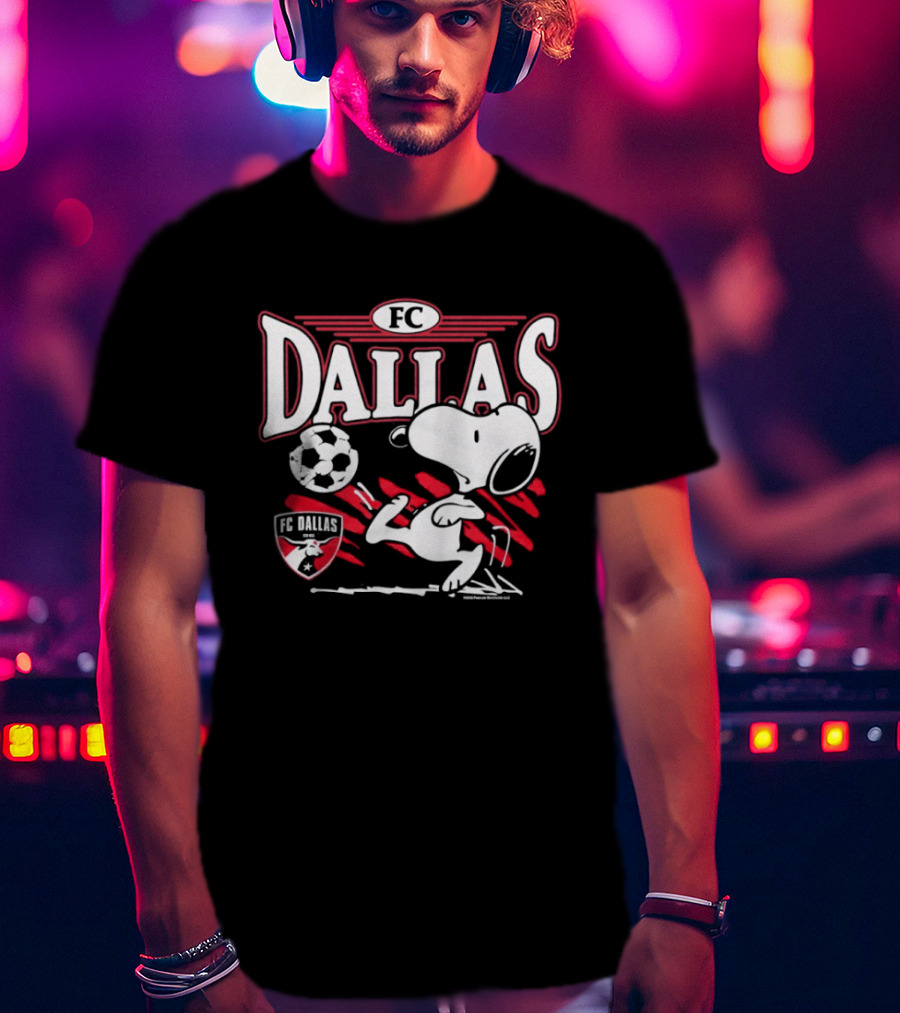 Peanuts Snoopy FC Dallas Soccer Collaboration T-Shirt