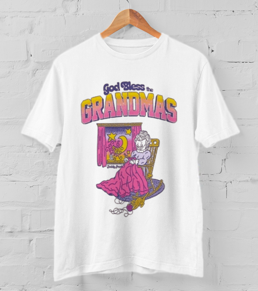 God Bless The Grandmas Teddy Fresh Cozy Grandma Rocking Chair Moon And Stars T-Shirt