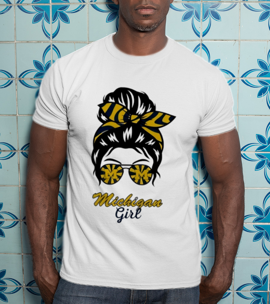 Michigan Girl Messy Bun Glasses Bow T-Shirt
