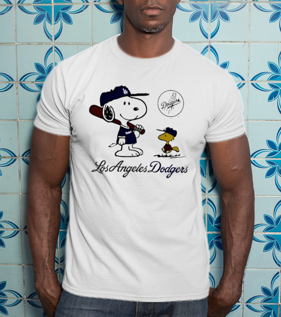 Snoopy Woodstock Los Angeles Dodgers 2025 Peanuts MLB Collaboration T-Shirt