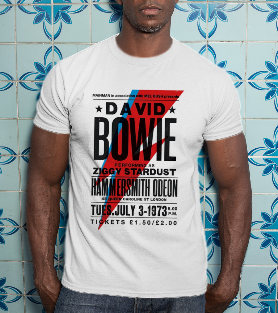 David Bowie Performing As Ziggy Stardust Hammersmith Odeon London July 3 1973 T-Shirt