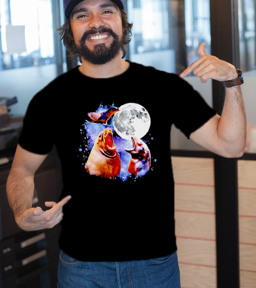 Sea Lion Trio Howling At The Moon In Outer Space Scene T-Shirt