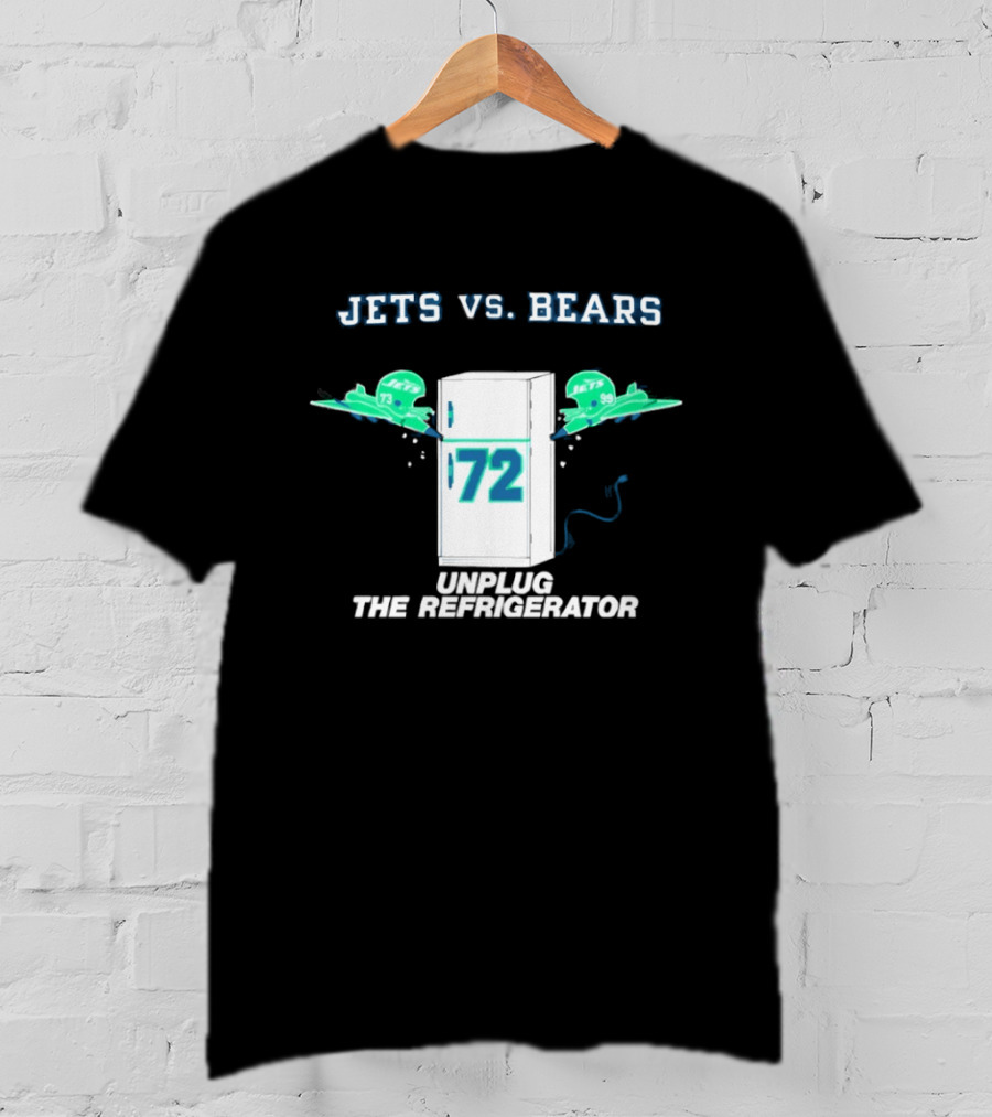 Jets Vs Bears Unplug The Refrigerator 72 Helmets Clash T-Shirt