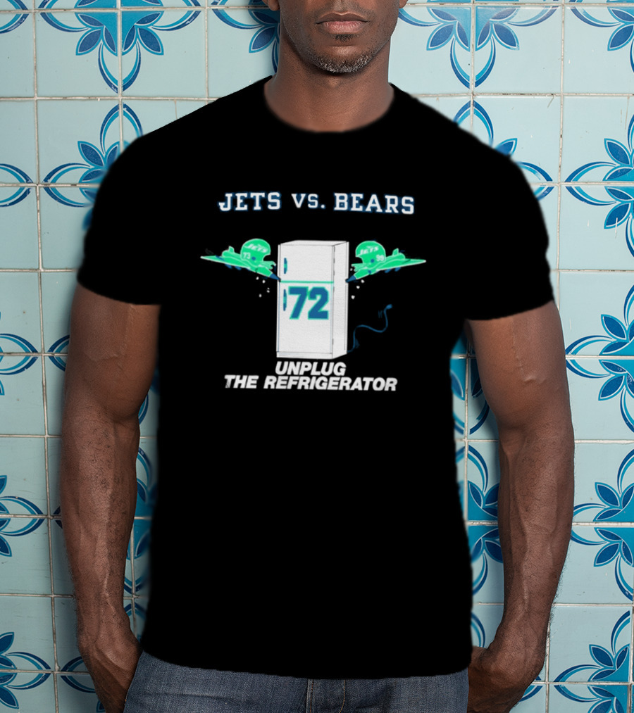 Jets Vs Bears Unplug The Refrigerator 72 Helmets Clash T-Shirt