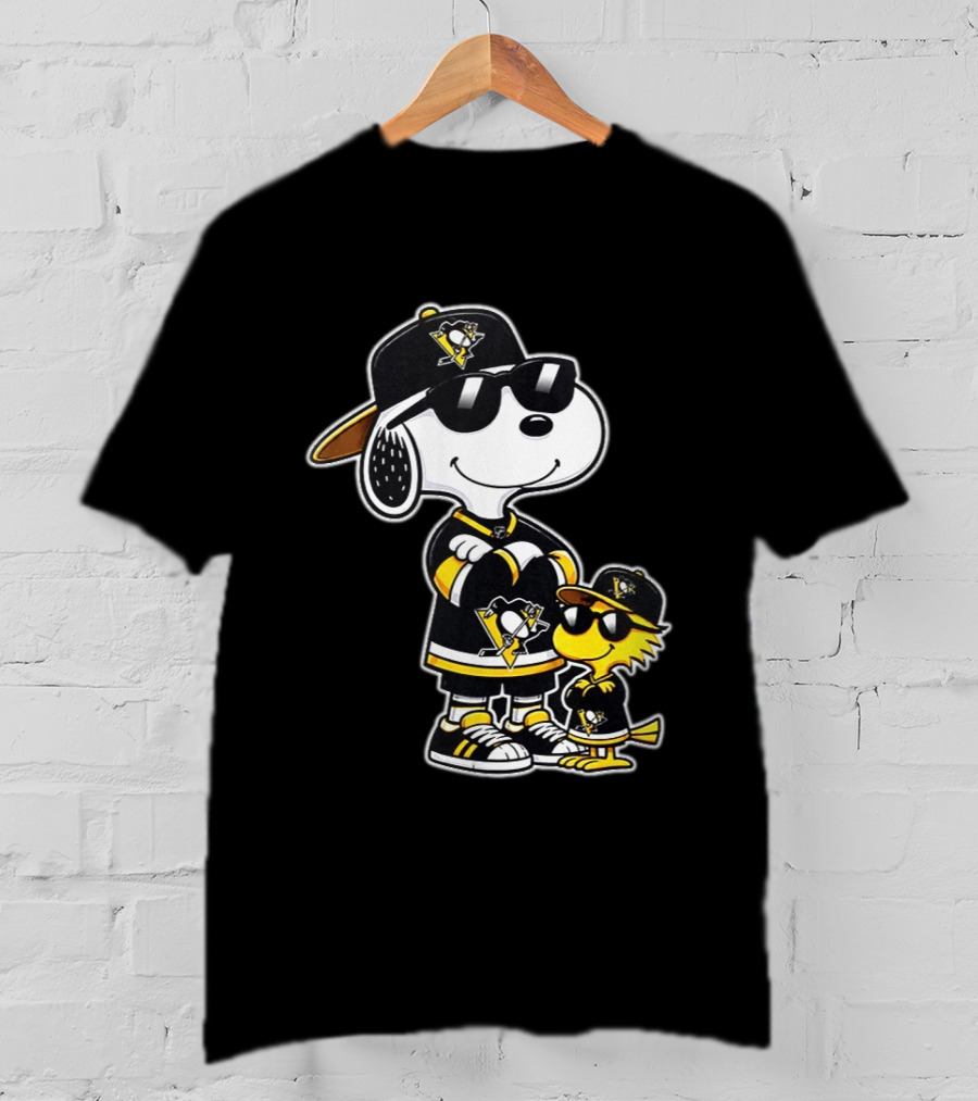 Snoopy Woodstock Pittsburgh Penguins NHL 2026 Sports Fan Collaboration T-Shirt