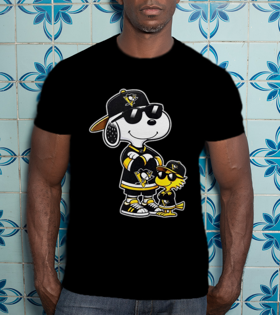 Snoopy Woodstock Pittsburgh Penguins NHL 2026 Sports Fan Collaboration T-Shirt