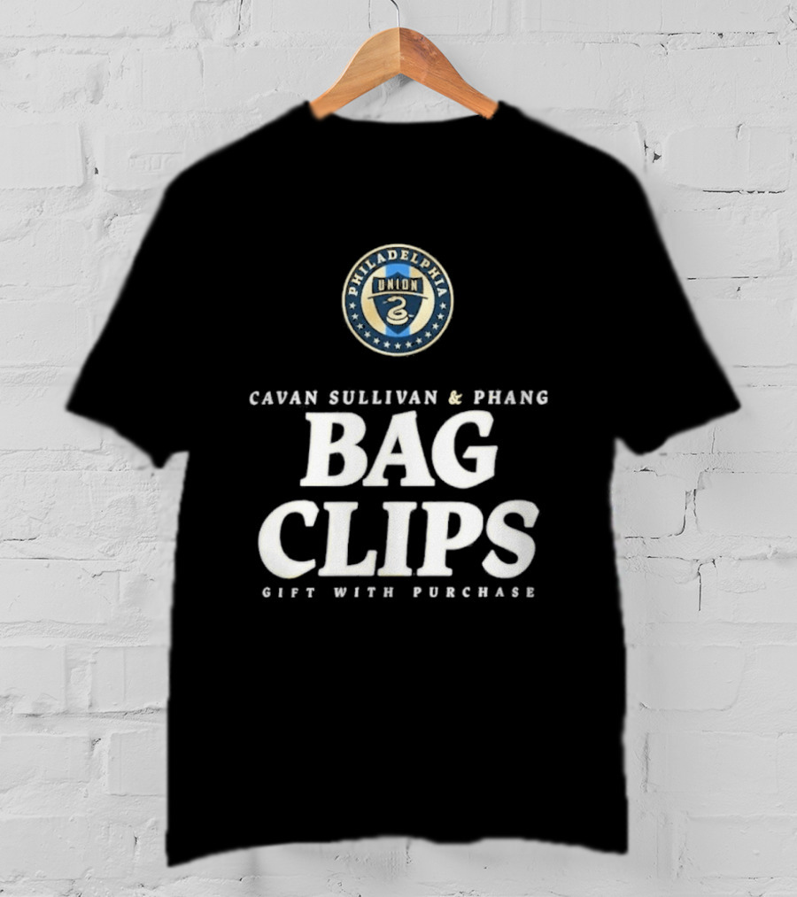Philadelphia Cavan Sullivan Phang Bag Clips Gift With Purchase T-Shirt