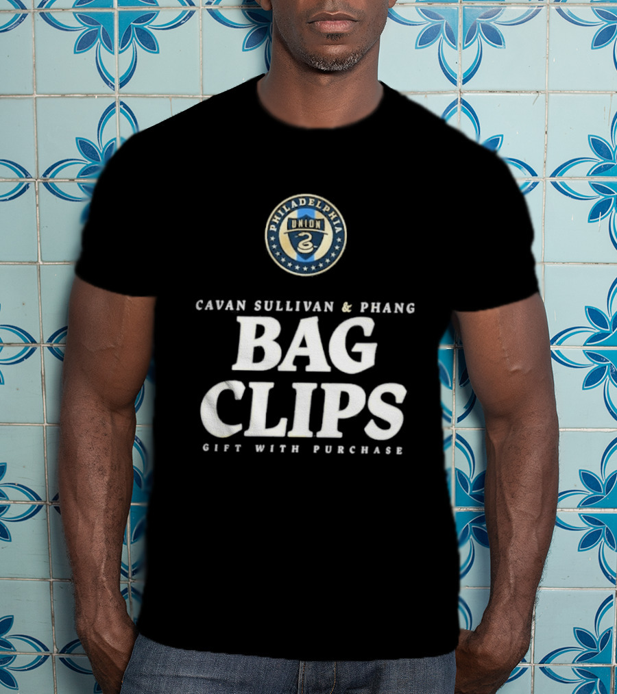 Philadelphia Cavan Sullivan Phang Bag Clips Gift With Purchase T-Shirt