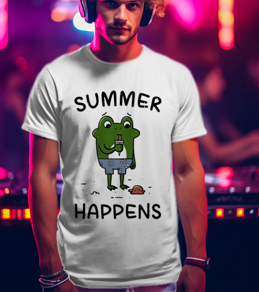 Frog Enjoying Ice Cream Summer Happens Fun Scene T-Shirt