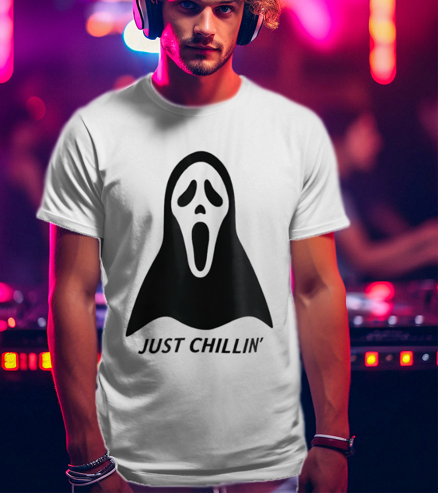 Ghostface Just Chillin Halloween Horror Mask T-Shirt