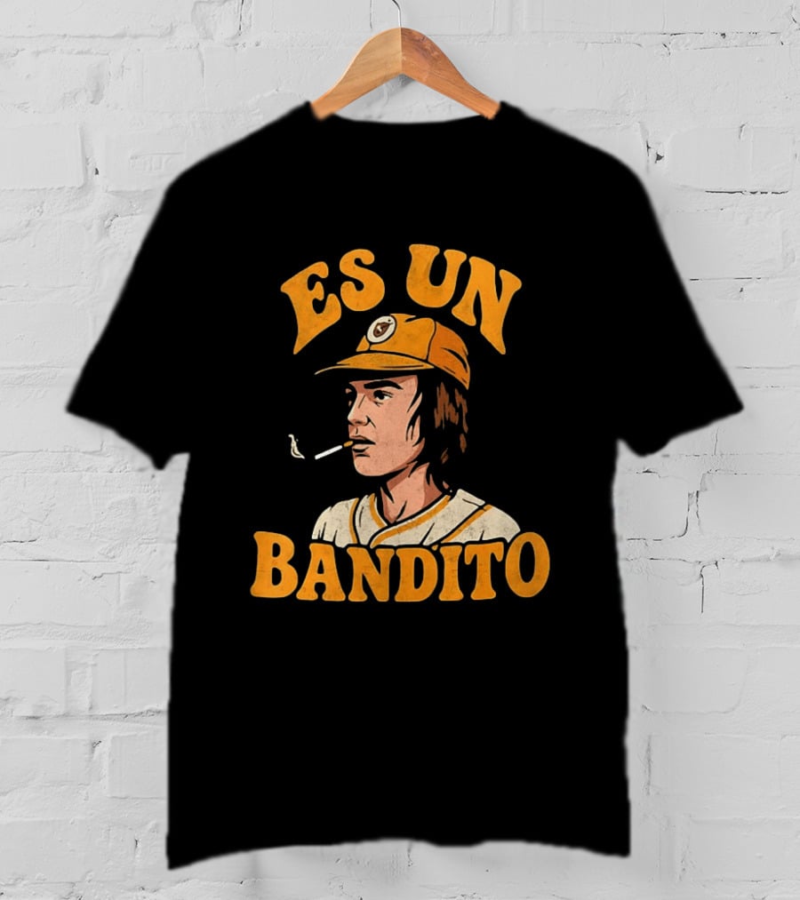 Es Un Bandito Smoking Vintage Baseball Aesthetic T-Shirt