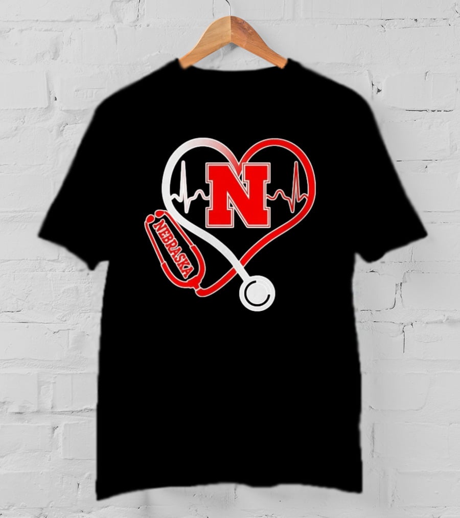 Nebraska Cornhuskers Heartbeat Stethoscope Love Nurse T-Shirt