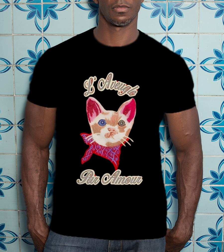L'Aveugle Par Amour Cute Cat With Red Bandana T-Shirt