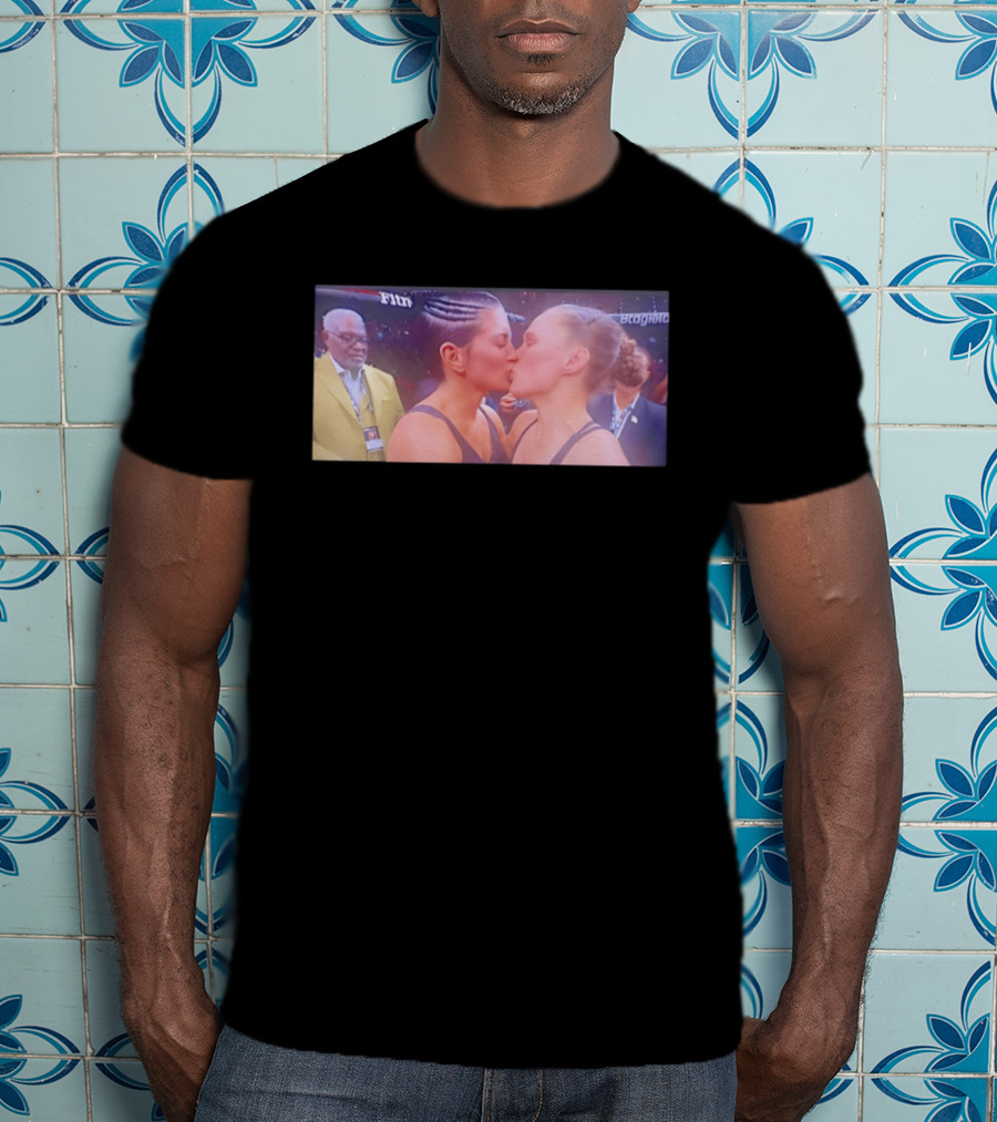 Ronda Rousey Gina Carano Unbelievable Post Fight Moment T-Shirt