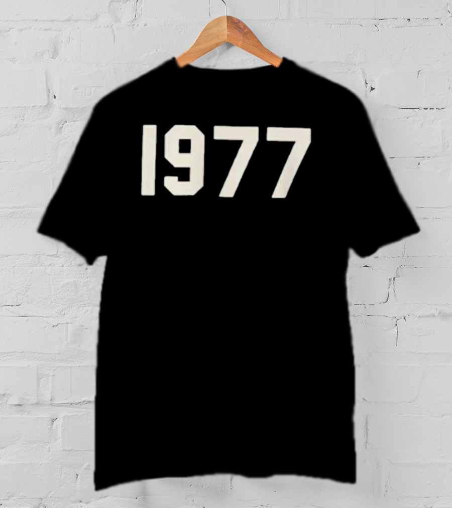 Tom Hardy 1977 T-Shirt