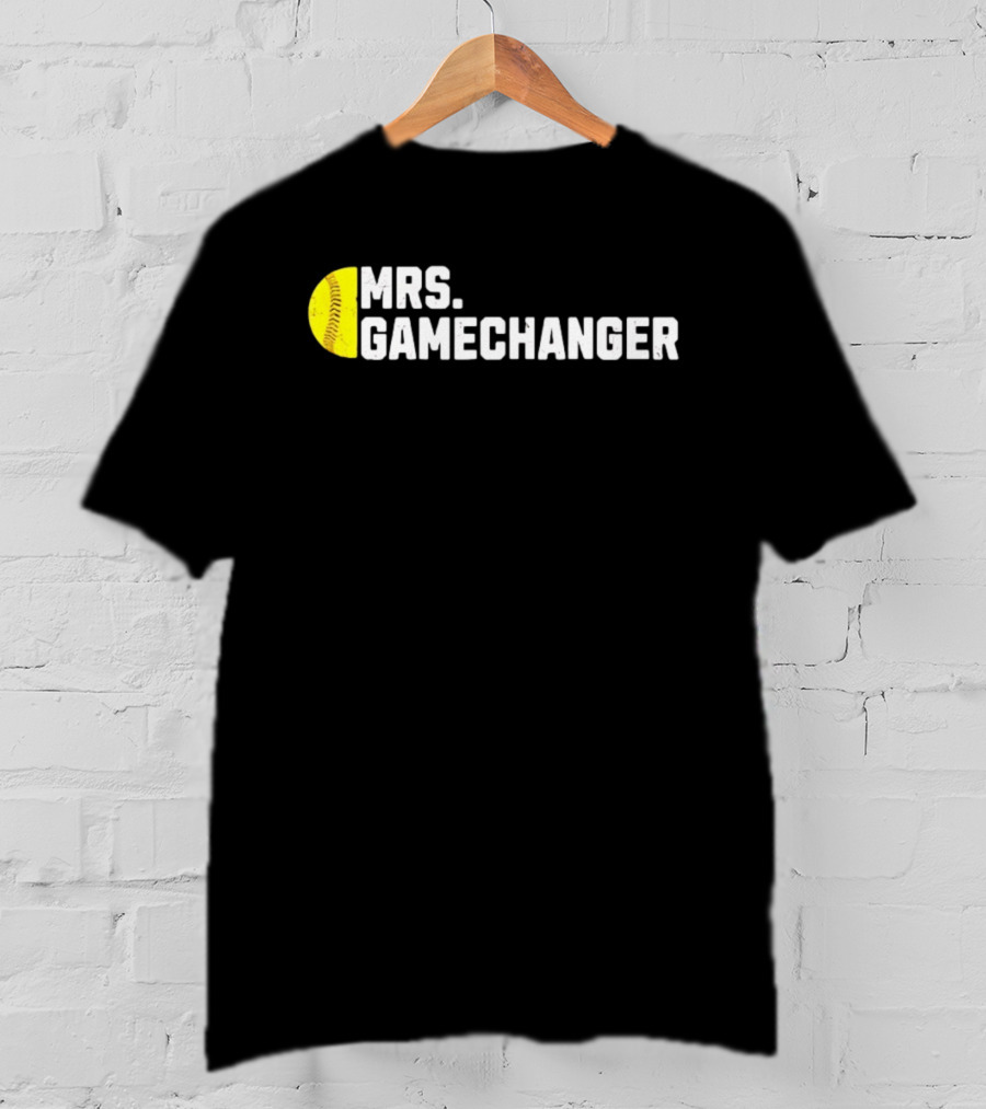 Mrs. Gamechanger Softball Baseball Enthusiast Athlete Lover Fitness Sports T-Shirt