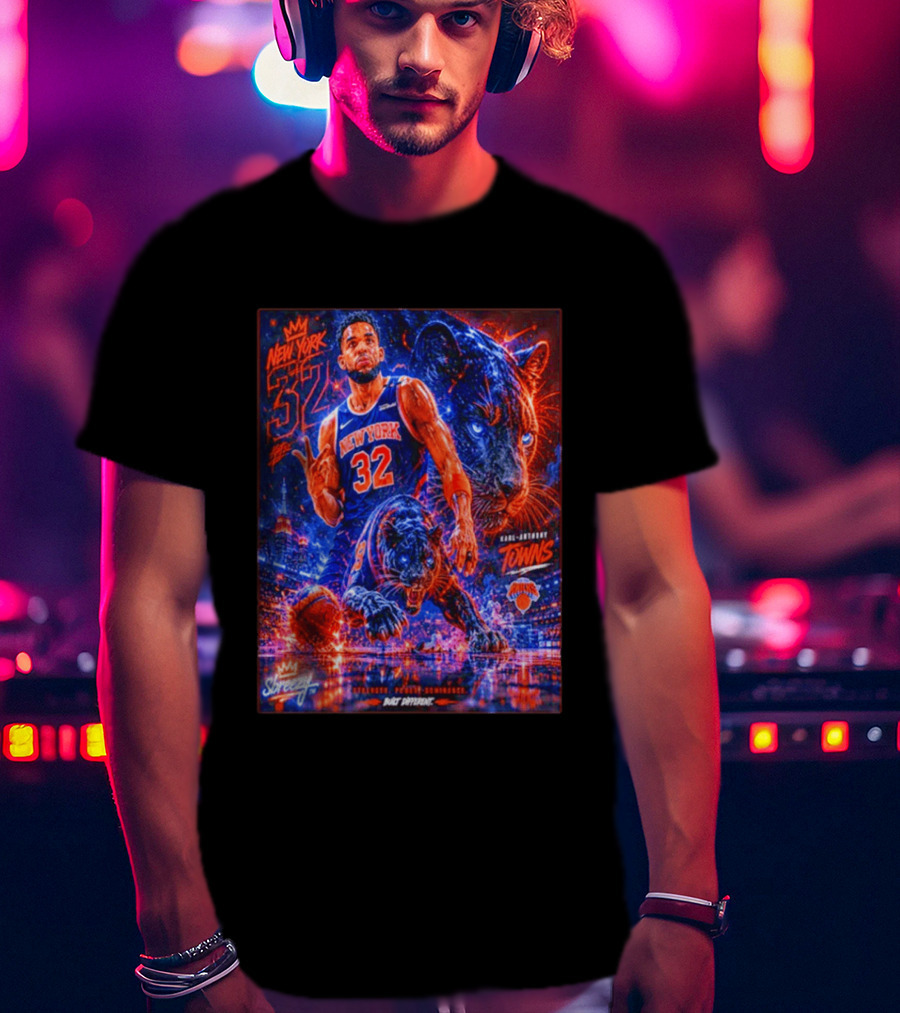 New York 32 Karl Anthony Towns Panther Blossom Street Slicey NBA Knicks T-Shirt