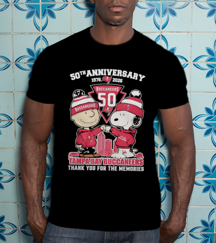 50th Anniversary Tampa Bay Buccaneers Snoopy Charlie Brown 1976 2026 Thank You For The Memories T-Shirt