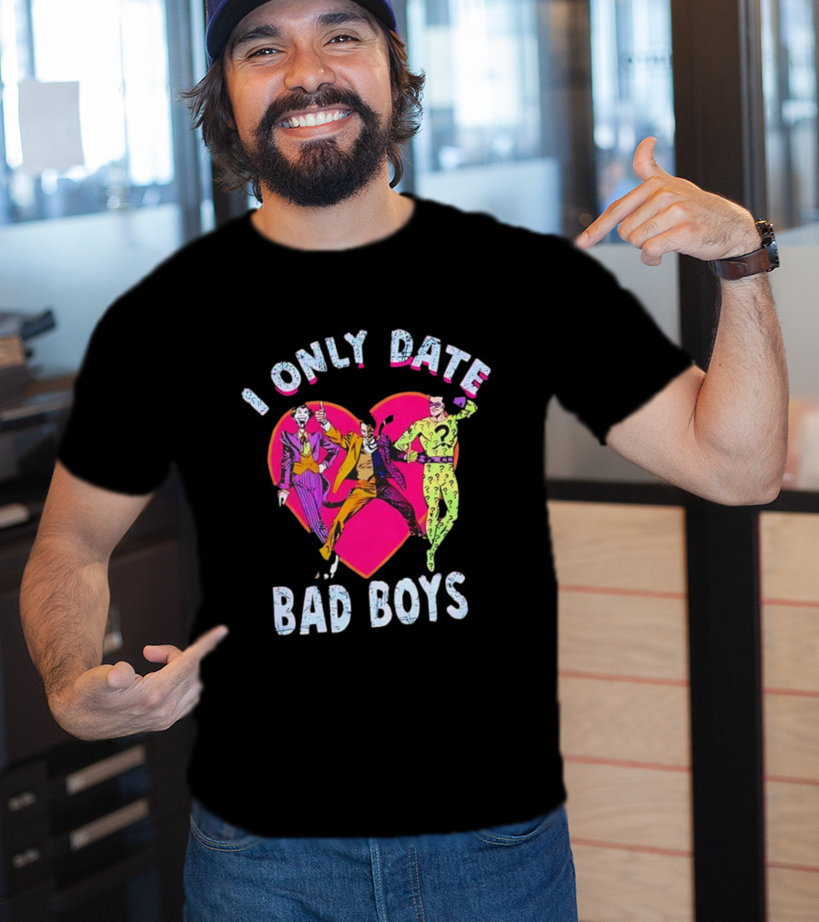 I Only Date Bad Boys DC Comics Joker Riddler Harley Quinn Heart T-Shirt
