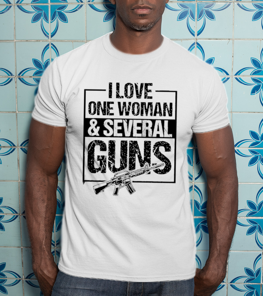 I Love One Woman And Several Guns Vintage American Flag And Bullet Pistols T-Shirt
