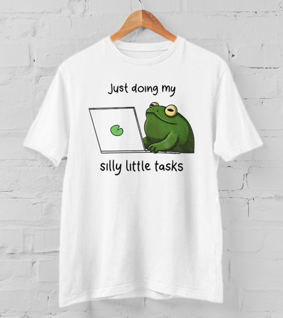 Silly Frog Doing My Little Tasks Playful Green T-Shirt