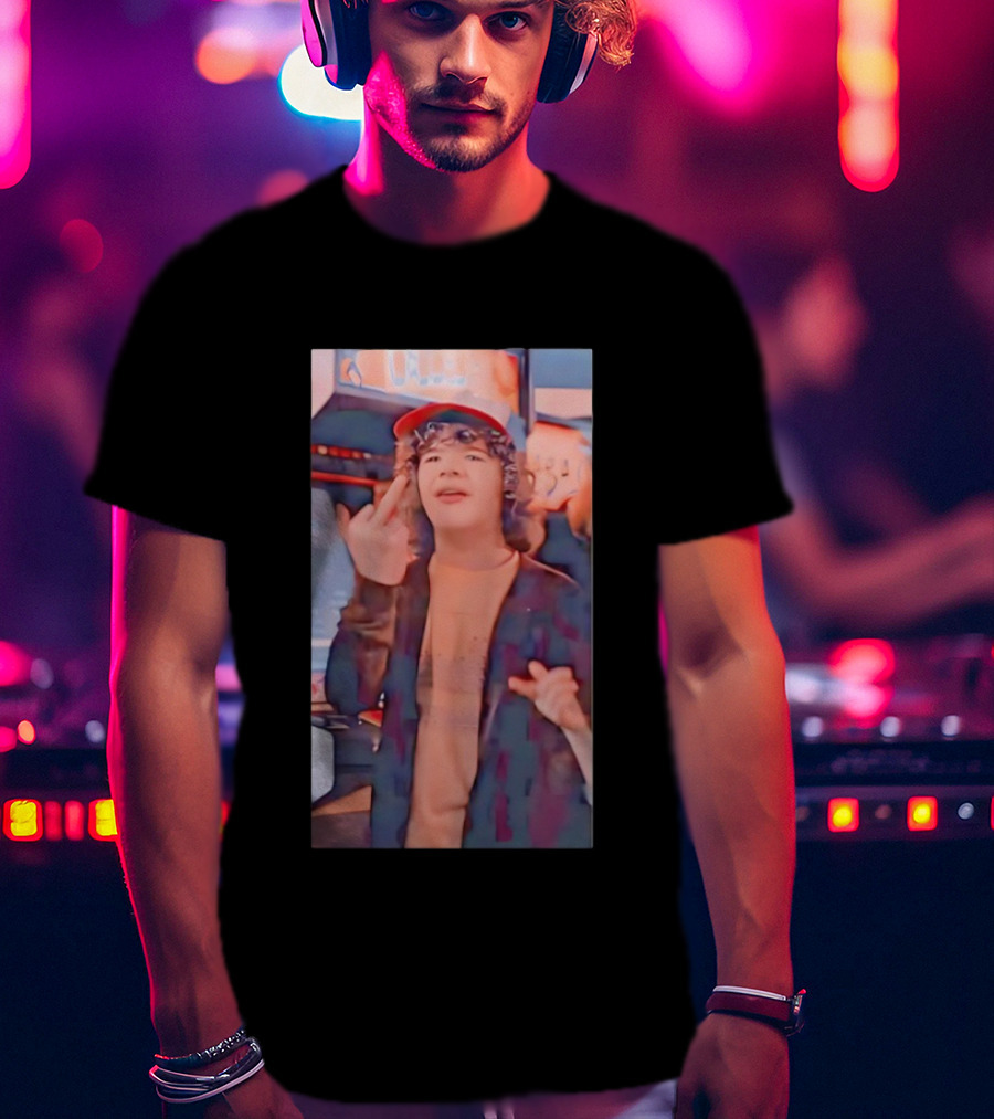 Dustin Henderson Stranger Things Arcade Scene Middle Finger Pose T-Shirt