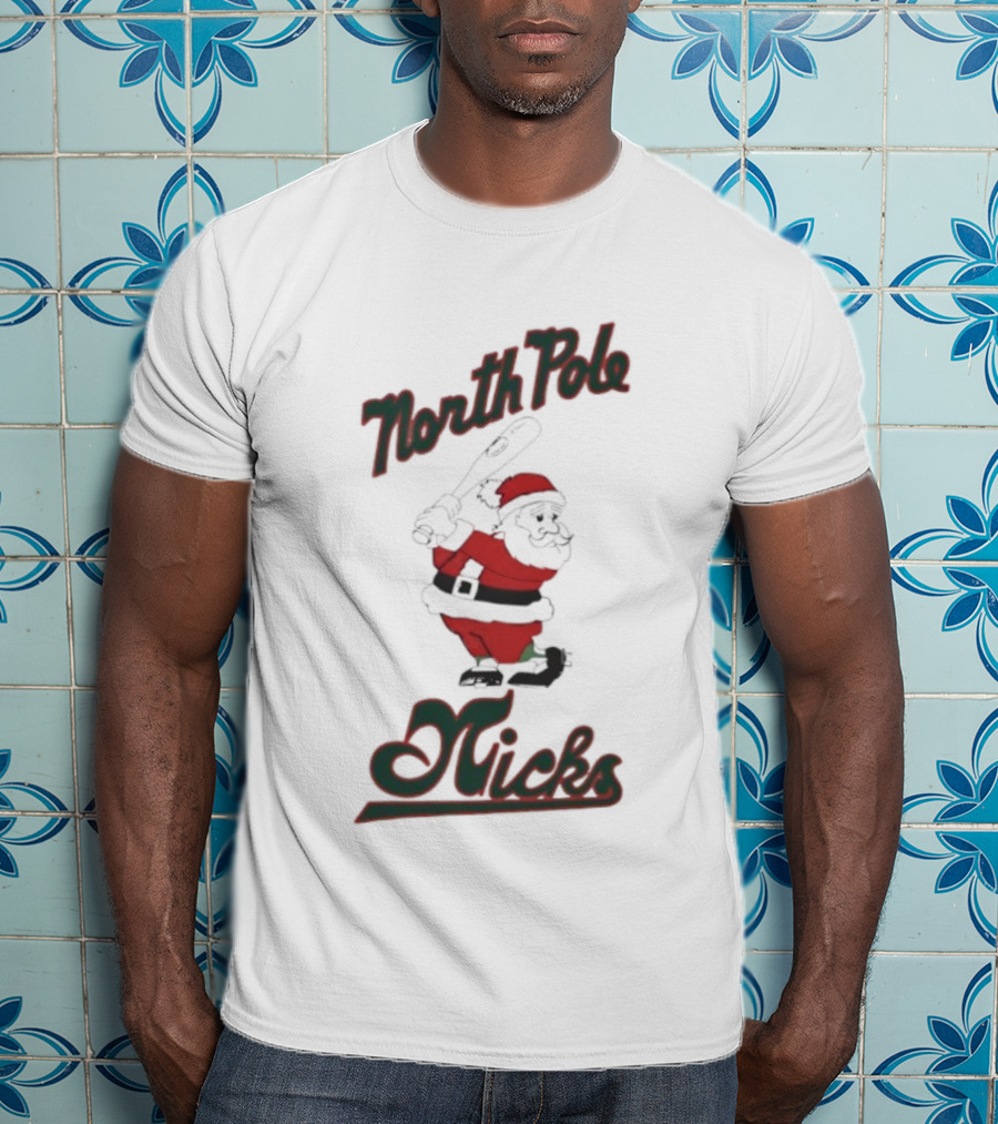 North Pole Nicks Santa Christmas Noir T-Shirt