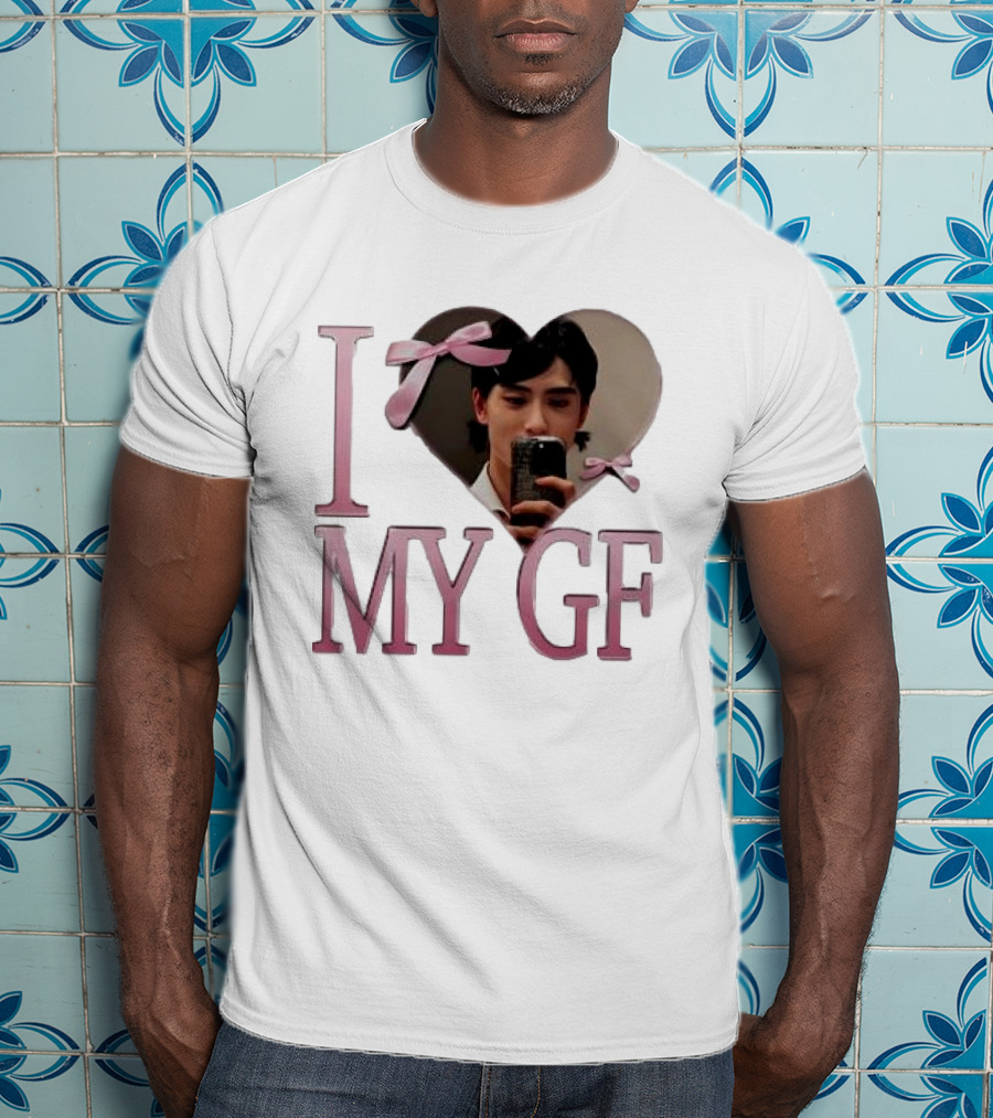 I Heart My GF Pink Bow Selfie T-Shirt