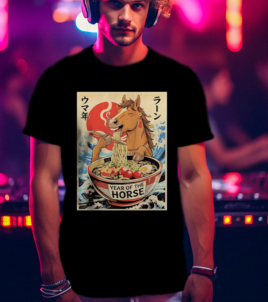Horse Eating Ramen Year Of The Horse 2026 Japanese T-Shirt