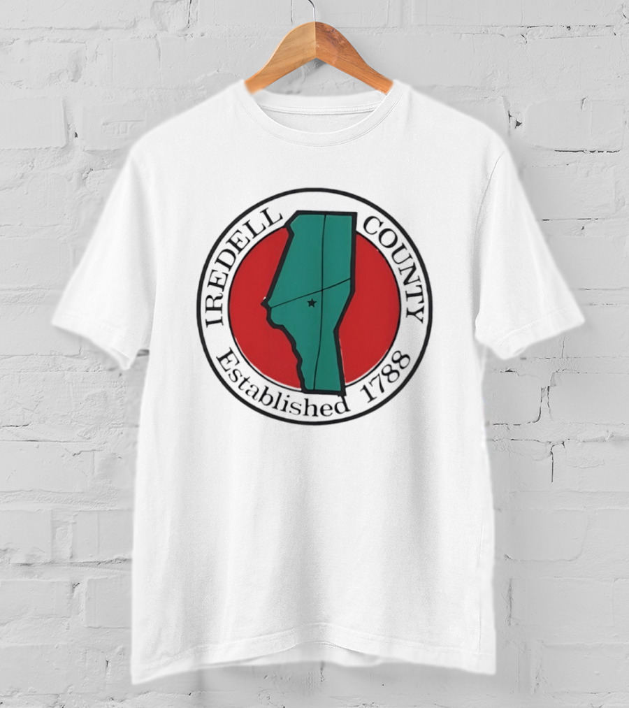 Iredell County North Carolina Emblem Established 1788 Circle Map Star T-Shirt