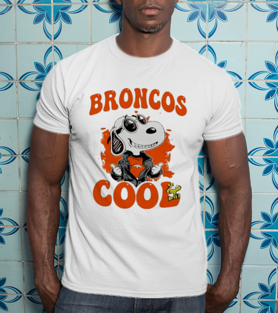 Snoopy Denver Broncos Cool Peanuts Character NFL Fan T-Shirt