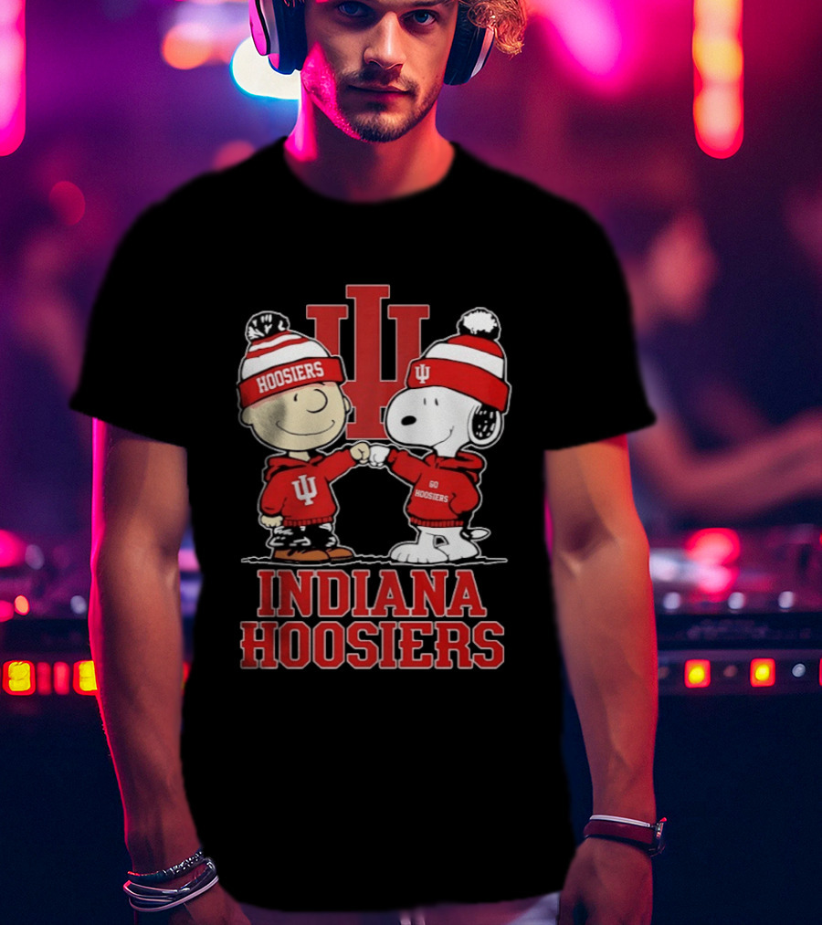 Indiana Hoosiers Snoopy Woodstock Fist Bump Football Outfit T-Shirt