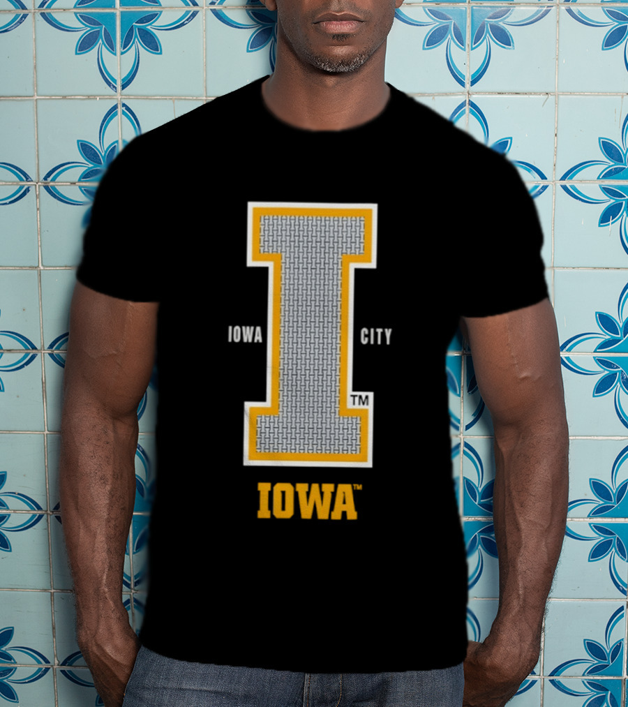 Iowa Hawkeyes Football NCAA Iowa City I T-Shirt