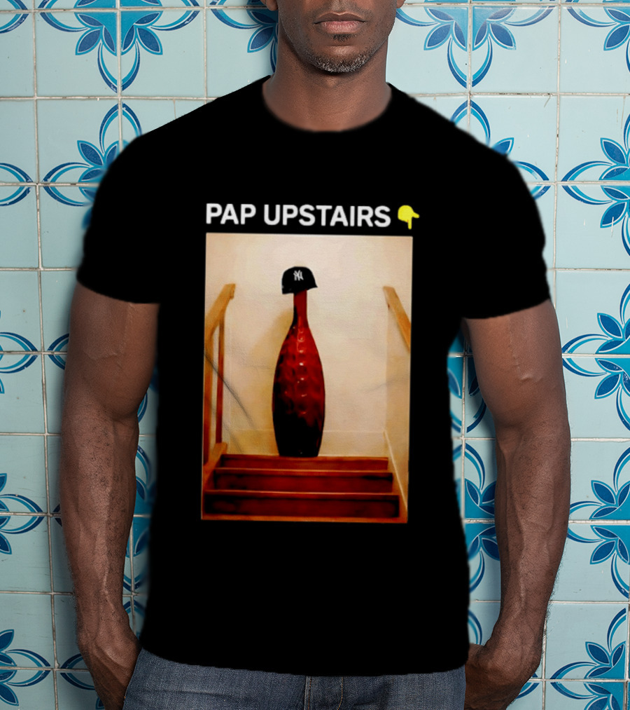 PAP UPSTAIRS New York Yankees Iconic Hat Emoji Stairs T-Shirt