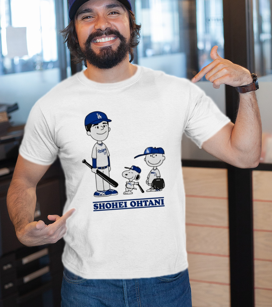 Snoopy Shohei Ohtani Los Angeles Dodgers Baseball Peanuts T-Shirt