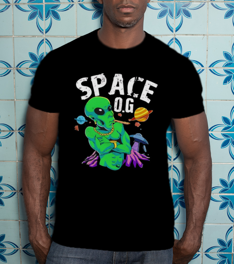 SPACE O.G. Alien Smoking Planets UFO Chain T-Shirt