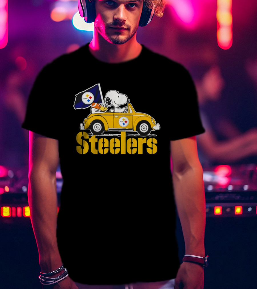 Pittsburgh Steelers Snoopy Woodstock Driving Yellow Car T-Shirt
