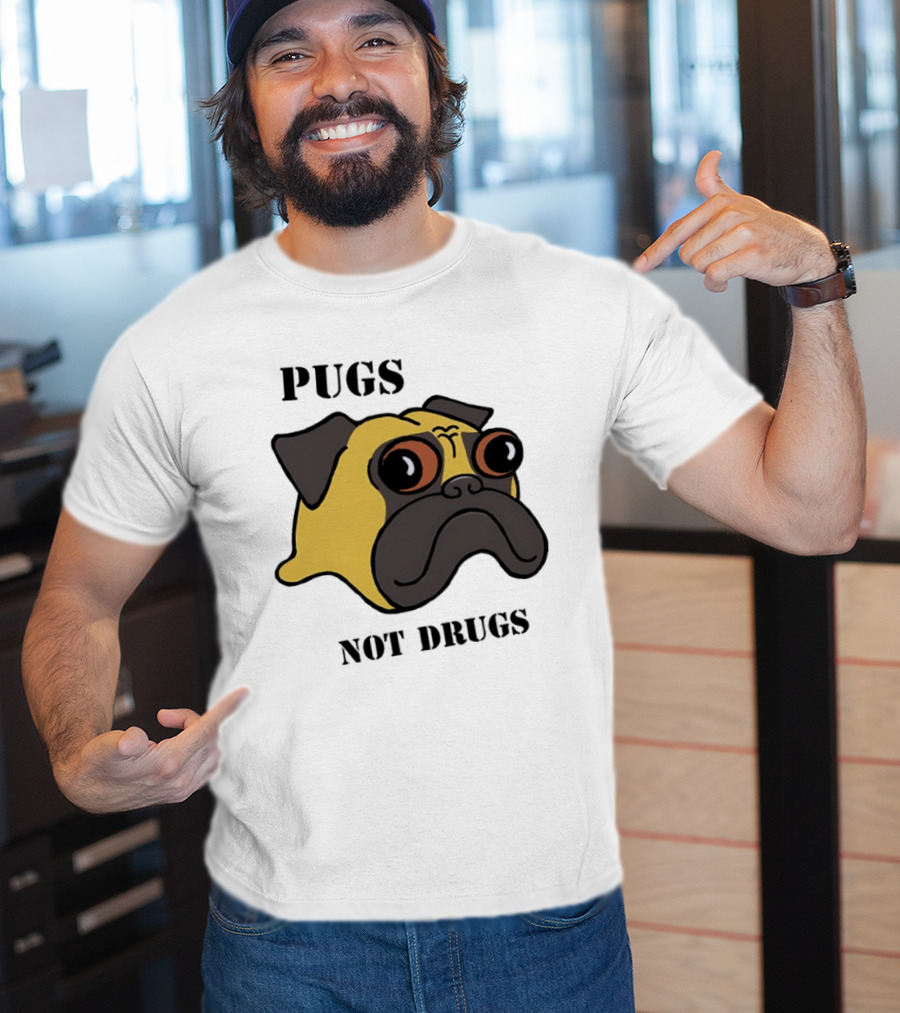 Pugs Not Drugs Cartoon Dog Face Funny Anti Drug Message T-Shirt