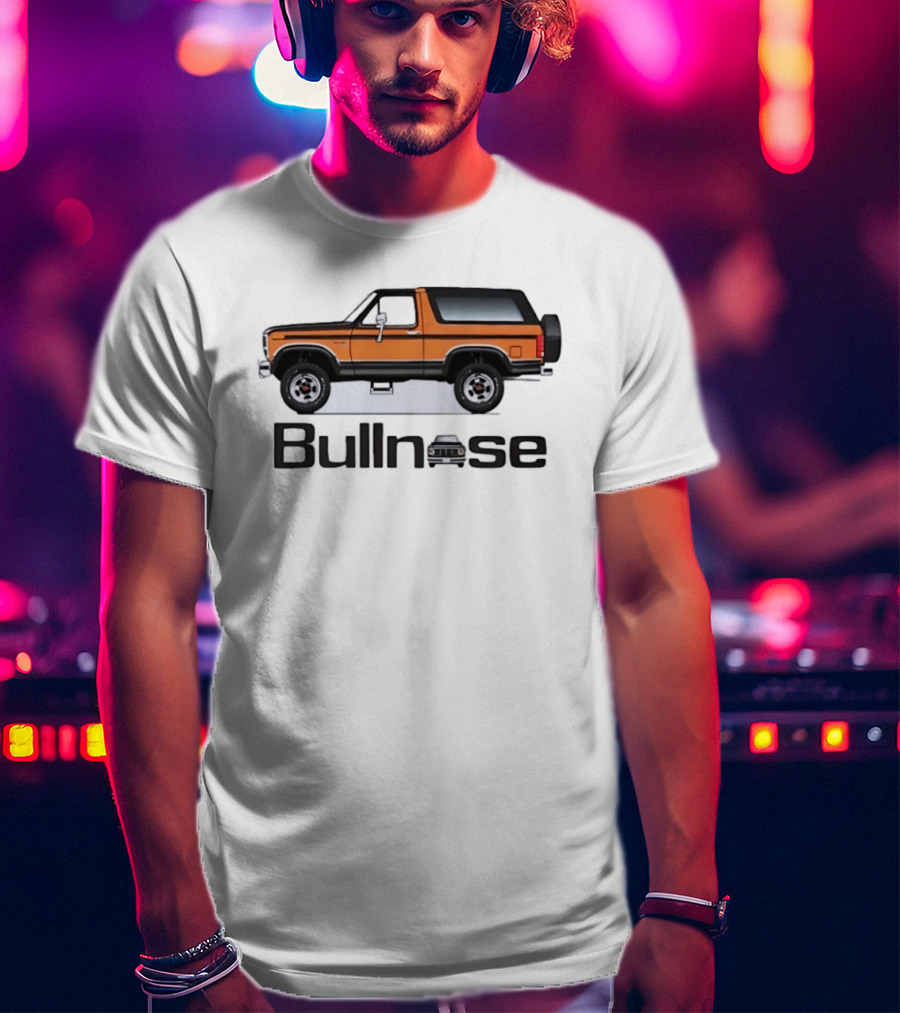 Ford Bronco Bullnose 1980 1986 Vintage Classic Truck T-Shirt