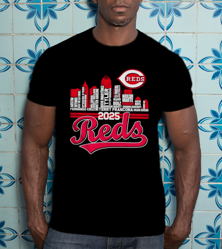 Cincinnati Reds Skyline Players 2025 Reds T-Shirt