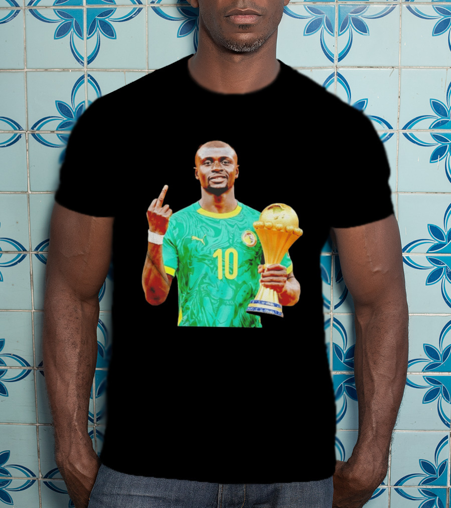 Sadio Mane Number 10 Senegal Jersey Holding Trophy Middle Finger T-Shirt