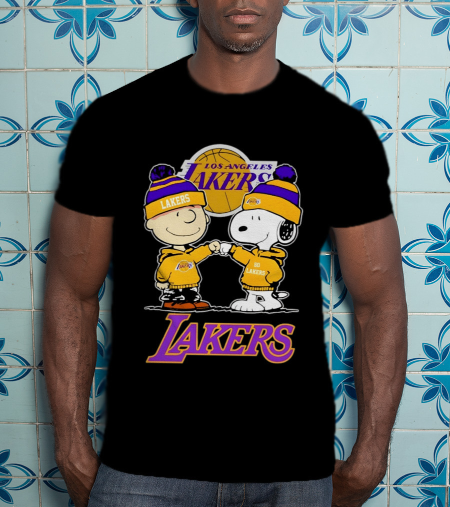 Charlie Brown Snoopy Fist Bump Los Angeles Lakers Basketball Fan Gear T-Shirt