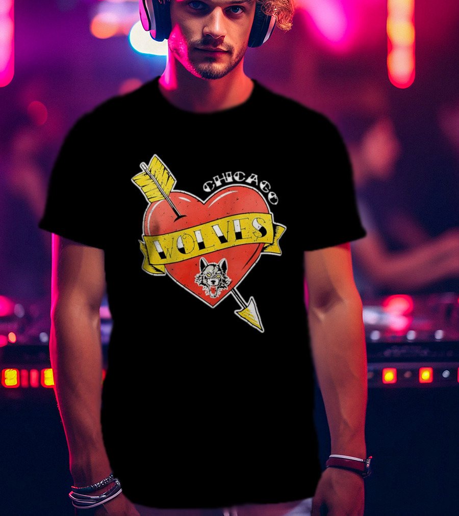 Chicago Wolves Heart Arrow Banner T-Shirt