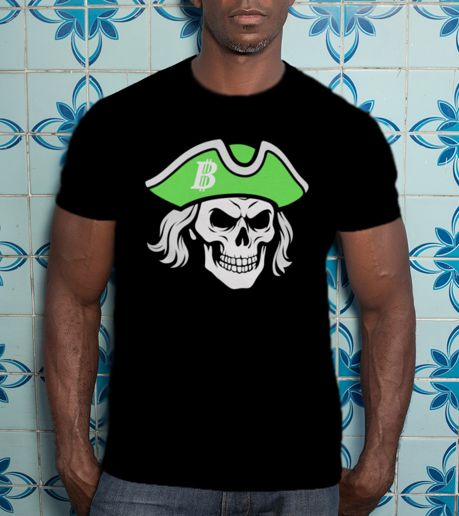Pennsylvania Benjamins Skull With Pirate Hat Featuring Bitcoin T-Shirt